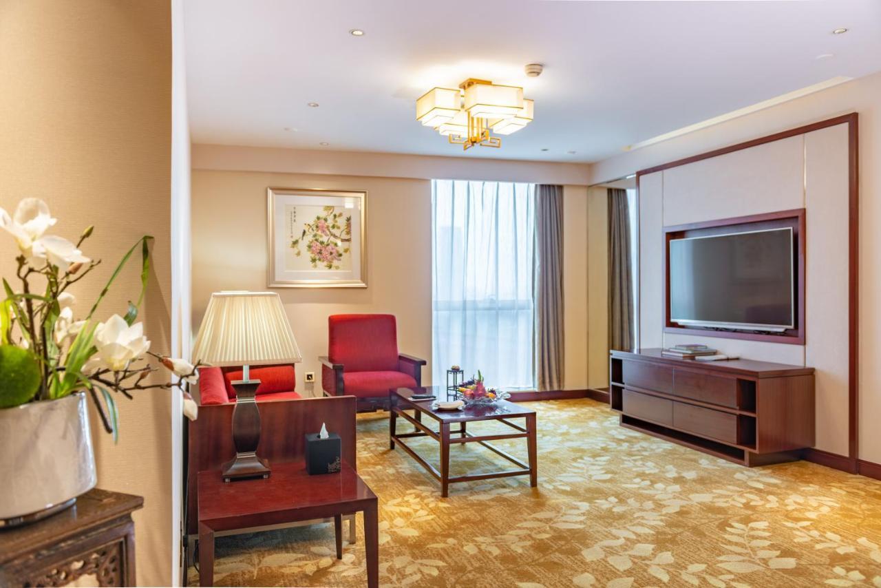 מלון Guangzhou Baiyun International Convention Center מראה חיצוני תמונה