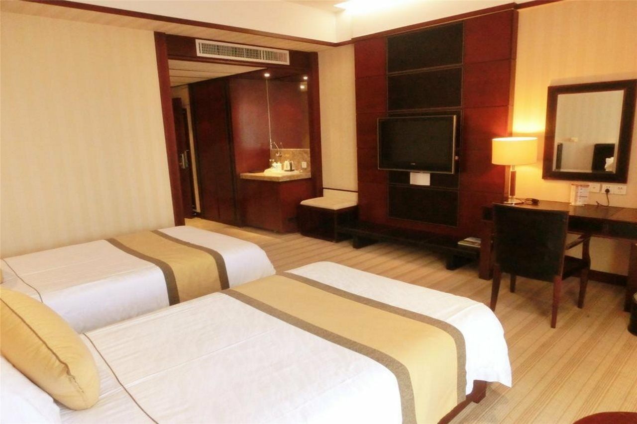 מלון Guangzhou Baiyun International Convention Center מראה חיצוני תמונה