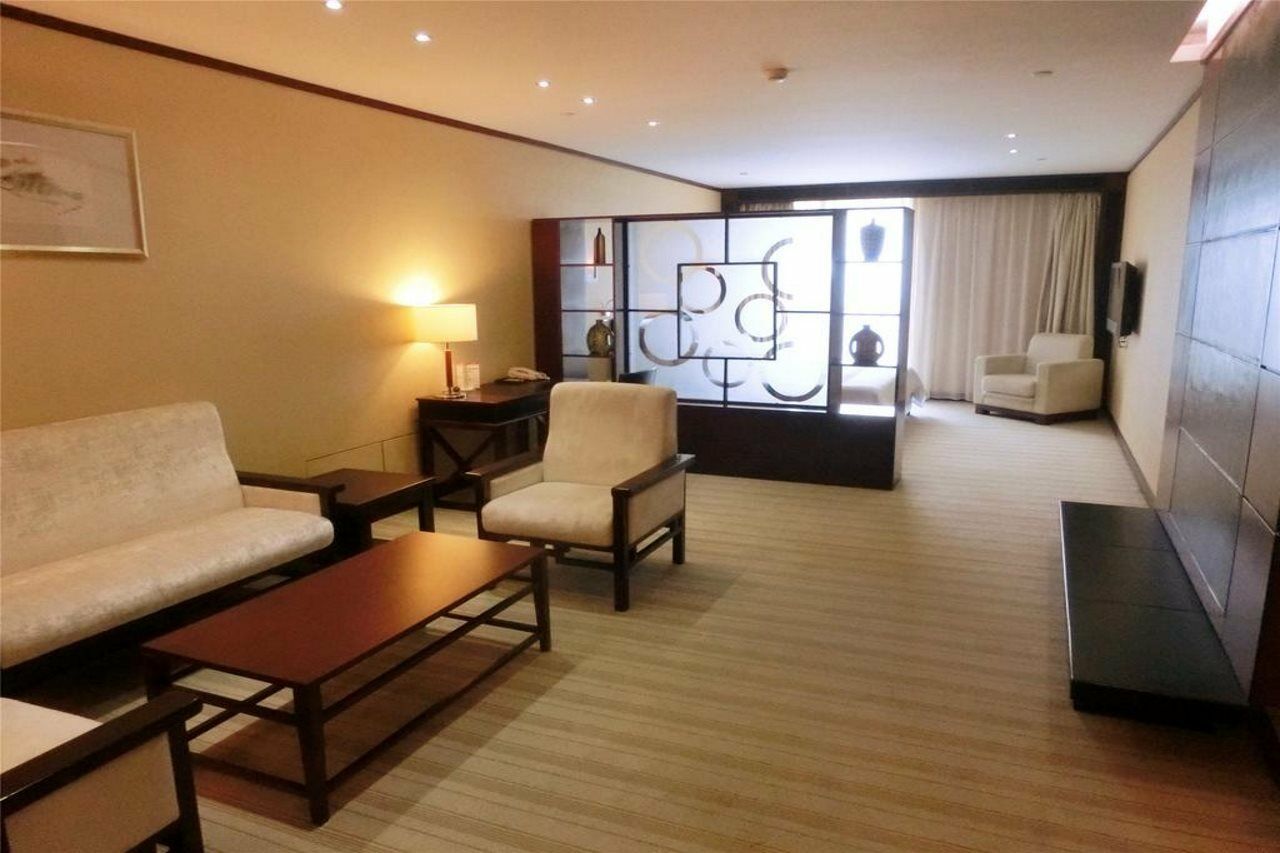 מלון Guangzhou Baiyun International Convention Center מראה חיצוני תמונה